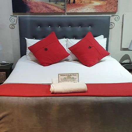 בופורט ווסט Garden Corner Guesthouse מראה חיצוני תמונה