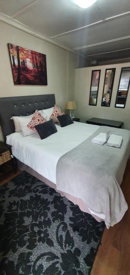 בופורט ווסט Garden Corner Guesthouse מראה חיצוני תמונה
