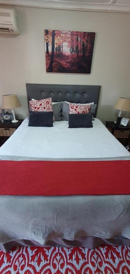 בופורט ווסט Garden Corner Guesthouse מראה חיצוני תמונה