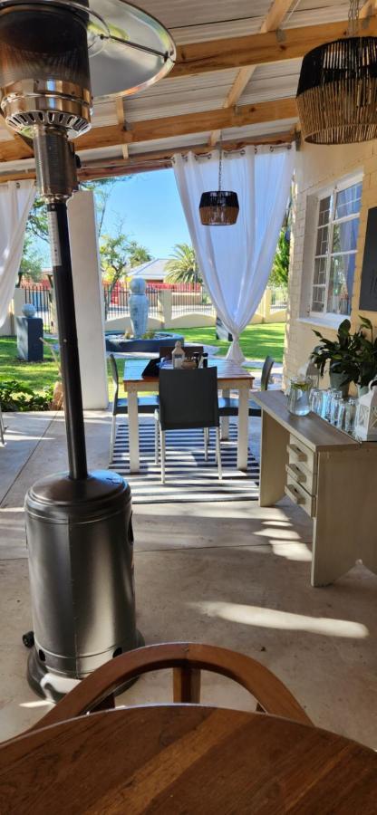 בופורט ווסט Garden Corner Guesthouse מראה חיצוני תמונה